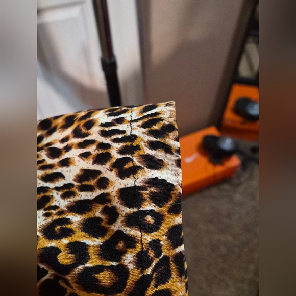 Vixen By Micheline Pitt Vacation Pants (L) (Altered) - Picture 5 of 7